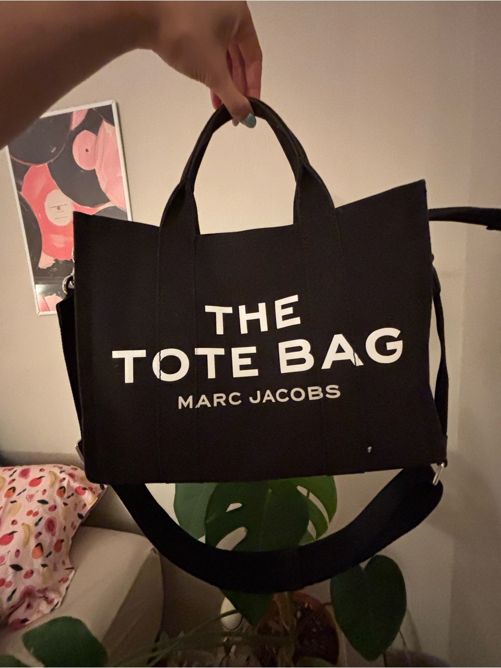 Marc Jacobs The Tote Bag - Picture 4 of 11